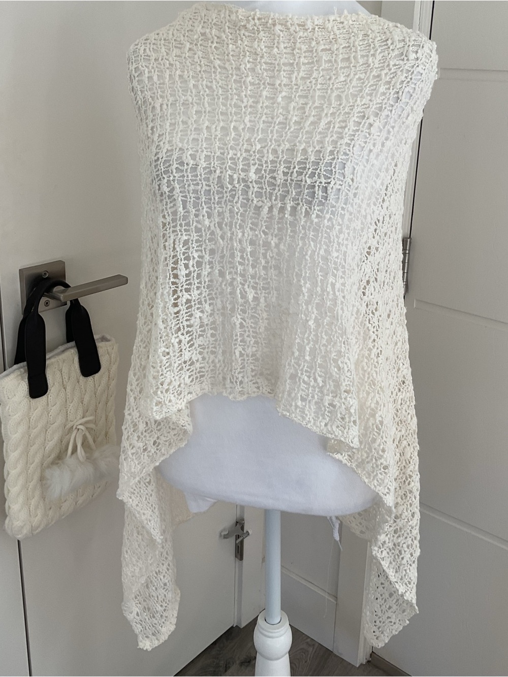 Women's Open-Weave Multi Wear Off White / Cream  Poncho